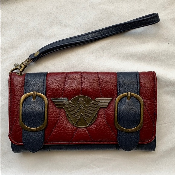 Handbags - Wonder Woman Navy Maroon Wallet Wristlet Handbags - Wonder Woman Navy Maroon Wallet Wristlet